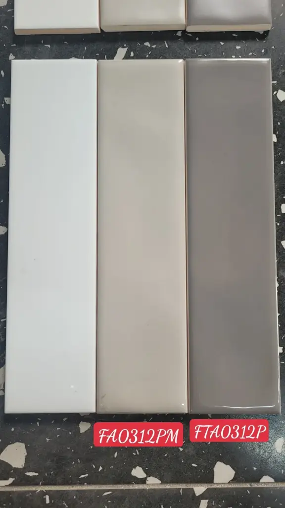 [DSC-FA0312PV2] Gạch thẻ Việt Nam KT 75x300mm xám bóng lượn loại 1 mã FA0312PV2(Fa0312pm)