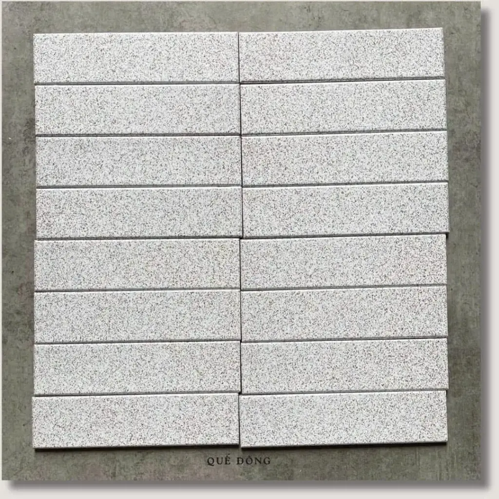 [DSC-GachchambiDatViet] Gạch thẻ 60x240mm Men trắng chấm bi nâu Đất Việt