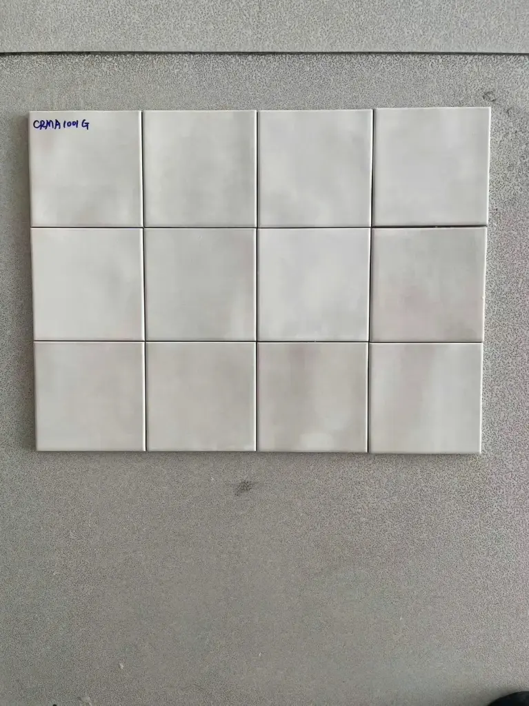 [DSC-CRMA 1001G] Gạch thẻ trắng bóng KT 100x100mm mã CRMA 1001G