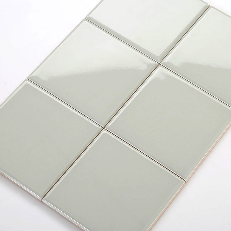 Gạch thẻ 100x100mm xám nhạt bóng phẳng B1009