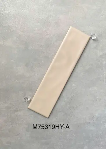 Gạch thẻ KT 75x300mmlượn sóng mờ 75319HY-A